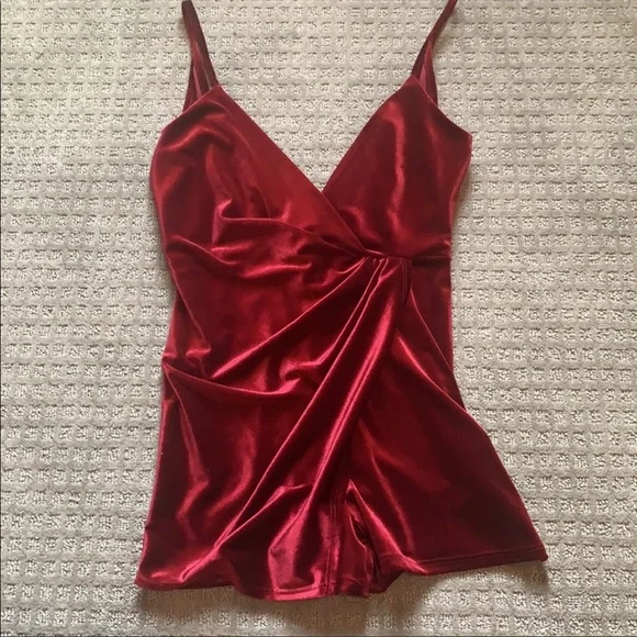 Windsor Maroon Red Elegant Romper Womens US Size Medium - Picture 1 of 5
